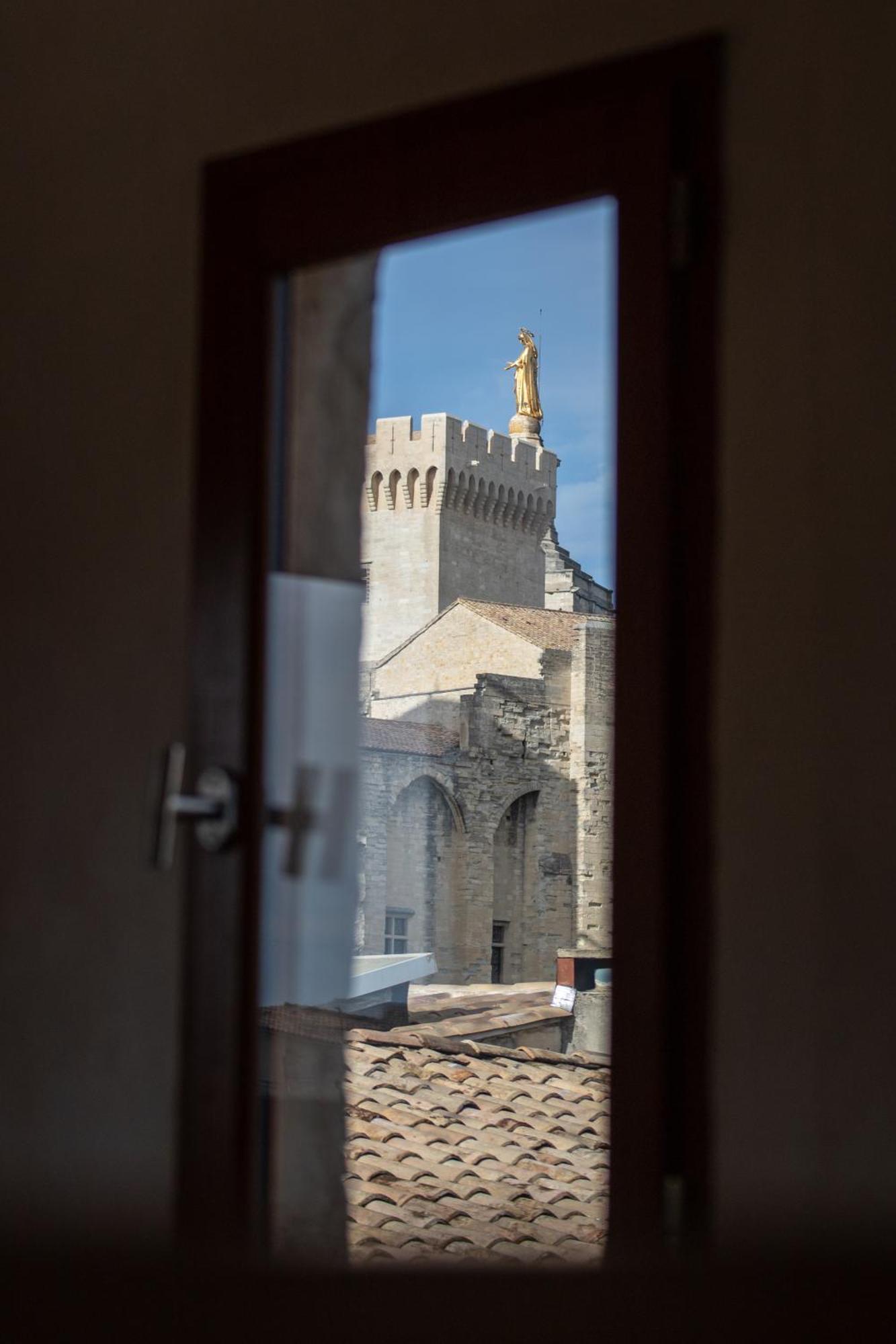 Le Ciel Du Palais - Intramuros - 2 Ch - Wifi Avignon Eksteriør billede